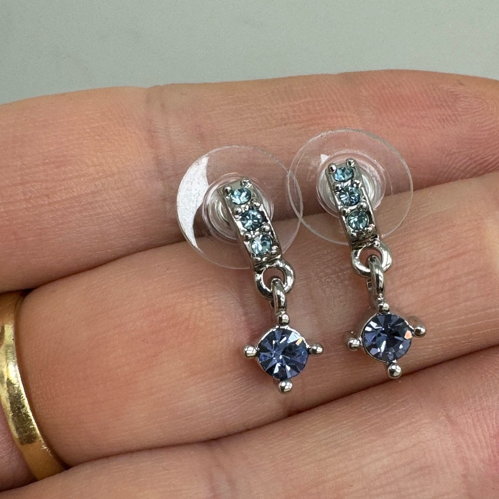 Beautiful M4M dainty dangle post earrings